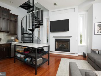 2019 19TH Street NW