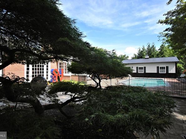 951 Frazier, Rydal PA 19046