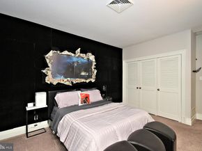 951 Frazier, Rydal PA 19046