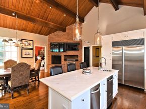 951 Frazier, Rydal PA 19046