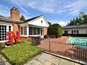 951 Frazier, Rydal PA 19046