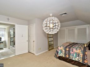 951 Frazier, Rydal PA 19046