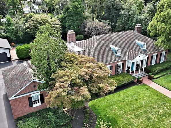 951 Frazier, Rydal PA 19046