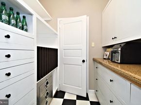 951 Frazier, Rydal PA 19046
