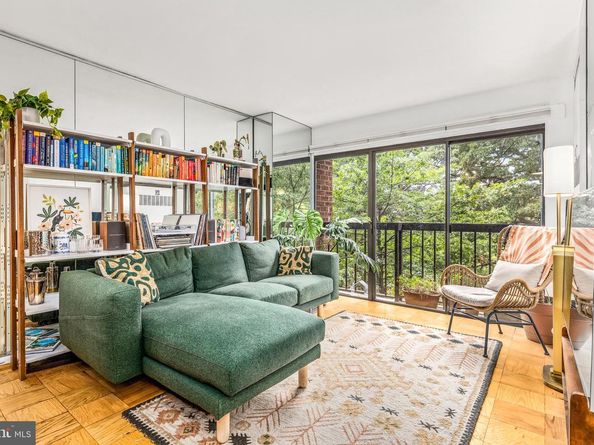 1001 26TH Street NW 306, Washington DC 20037