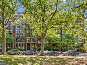 1001 26TH Street NW 306, Washington DC 20037