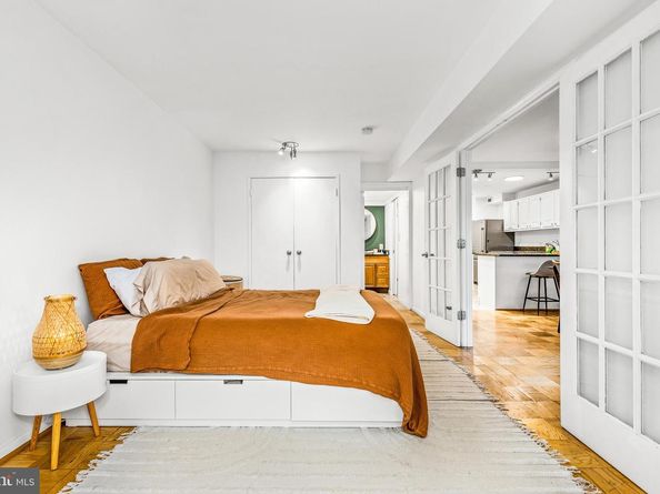 1001 26TH Street NW 306, Washington DC 20037