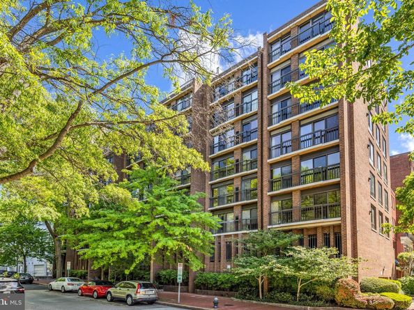 1001 26TH Street NW 306, Washington DC 20037
