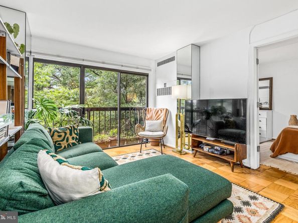 1001 26TH Street NW 306, Washington DC 20037