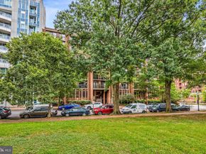 1001 26TH Street NW 306, Washington DC 20037