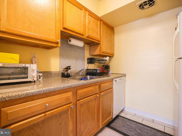 609 Edison Avenue 609E, Philadelphia PA 19116