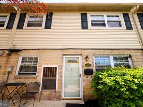 609 Edison Avenue 609E, Philadelphia PA 19116
