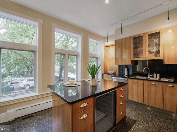 1752 17TH Street NW, Washington DC 20009