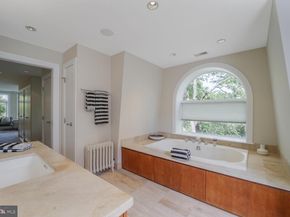 1752 17TH Street NW, Washington DC 20009