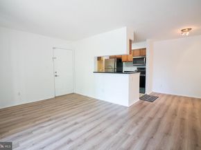 1780 Jonathan Way 1780A, Reston VA 20190