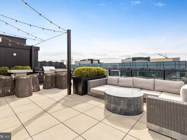 1300 4TH Street SE 702, Washington DC 20003