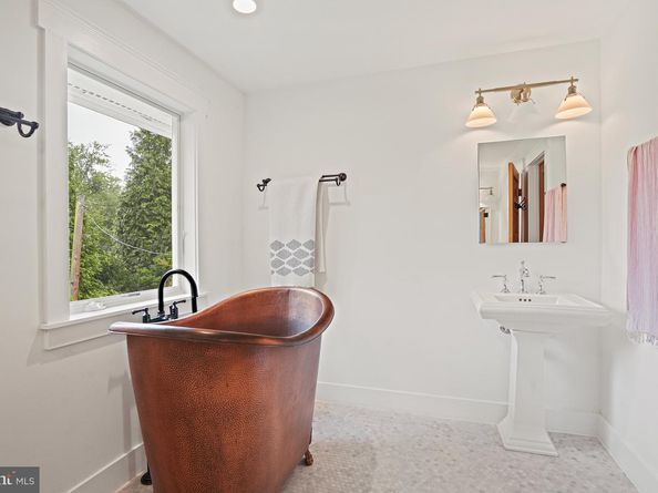 Undisclosed Address #MDMC2198334, Chevy Chase MD 20815