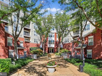 1625 International Drive