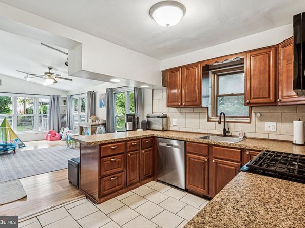 7600 N Front Street, Cheltenham PA 19012