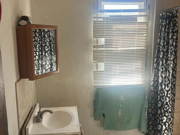 1232 W Harold Street, Philadelphia PA 19133