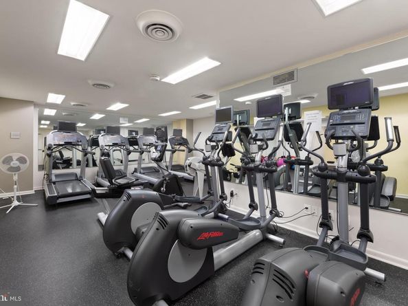 4620 N Park Avenue N 1206E, Chevy Chase MD 20815