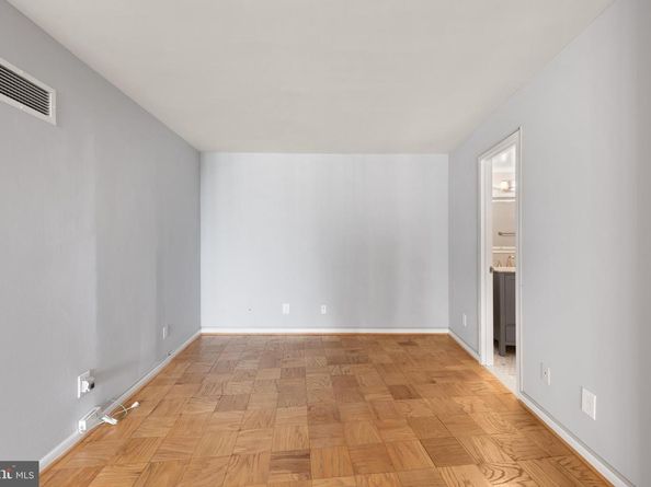 4620 N Park Avenue N 1206E, Chevy Chase MD 20815