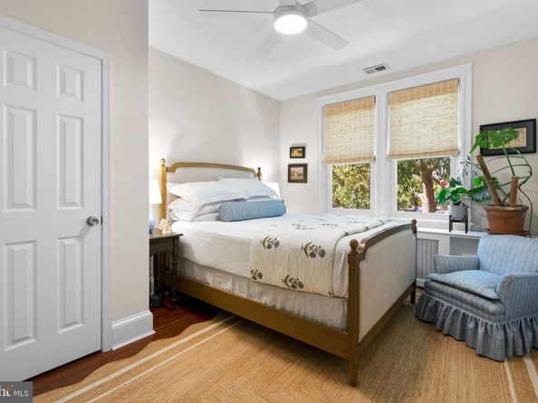 4427 Iowa Avenue NW, Washington DC 20011
