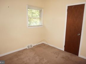 1029 Grant Avenue, Philadelphia PA 19115