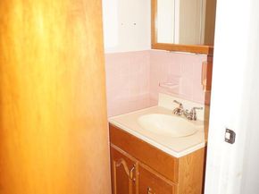 1029 Grant Avenue, Philadelphia PA 19115