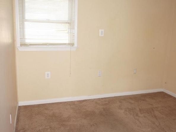 1029 Grant Avenue, Philadelphia PA 19115