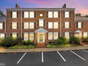 3062 S Buchanan Street B2, Arlington VA 22206