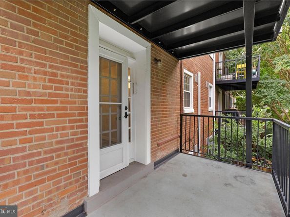 3062 S Buchanan Street B2, Arlington VA 22206