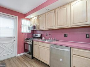 942 Johnston Street, Philadelphia PA 19148