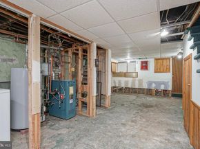 942 Johnston Street, Philadelphia PA 19148