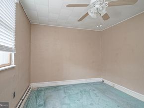 942 Johnston Street, Philadelphia PA 19148