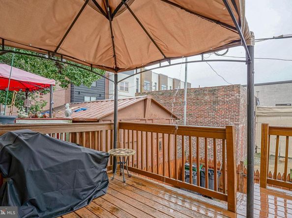 942 Johnston Street, Philadelphia PA 19148