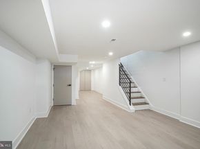 2302 S 6TH Street, Philadelphia PA 19148