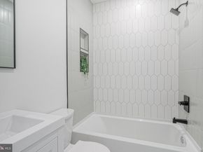 2302 S 6TH Street, Philadelphia PA 19148