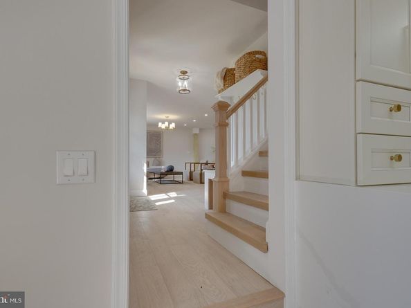 388 Ballytore Circle, Wynnewood PA 19096
