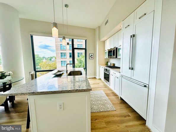 4960 Fairmont Avenue 505, Bethesda MD 20814