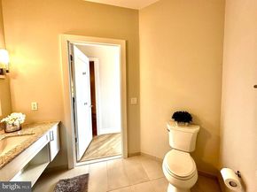 4960 Fairmont Avenue 505, Bethesda MD 20814