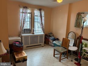 762 Herkness Street, Philadelphia PA 19124