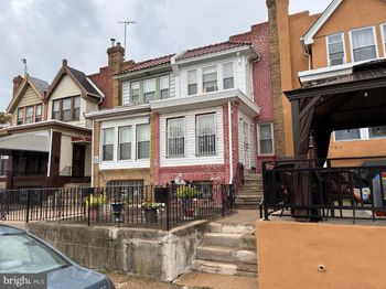 762 Herkness Street