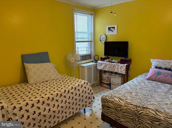 762 Herkness Street, Philadelphia PA 19124