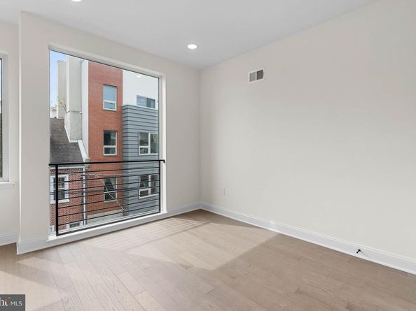 107 Ellsworth Street, Philadelphia PA 19147