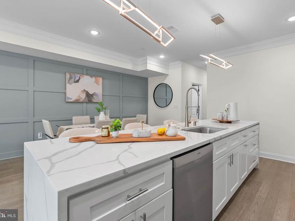 107 Ellsworth Street, Philadelphia PA 19147