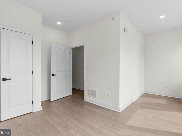 107 Ellsworth Street, Philadelphia PA 19147