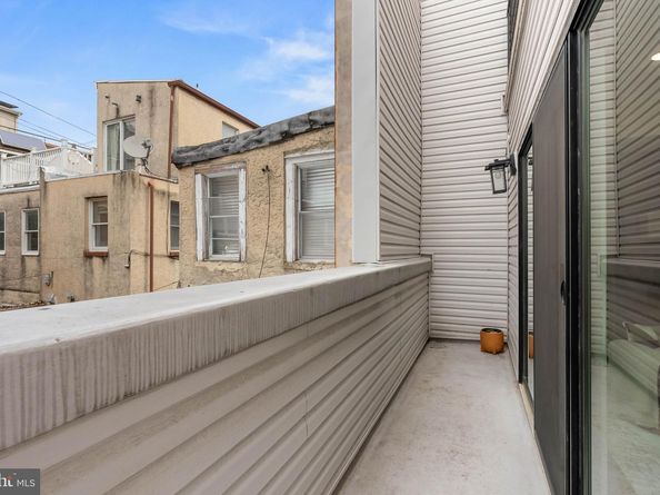 107 Ellsworth Street, Philadelphia PA 19147