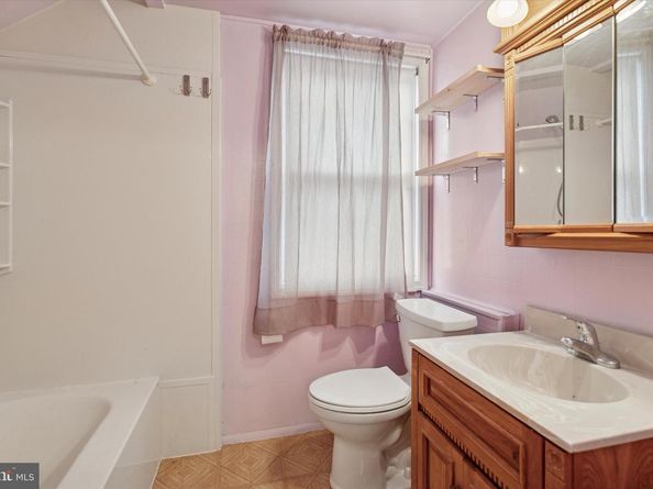 3804 Rosemont Avenue, Drexel Hill PA 19026