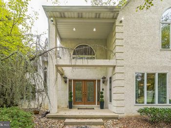 148 Laurel Road